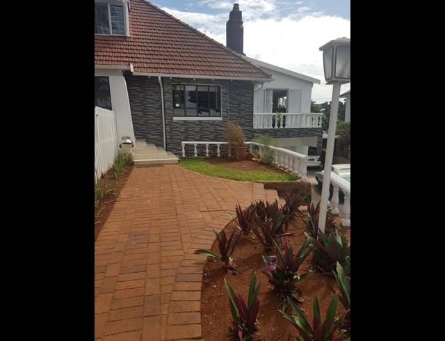 4 BEDROOM HOUSE FOR SALE IN DURBAN NORTH